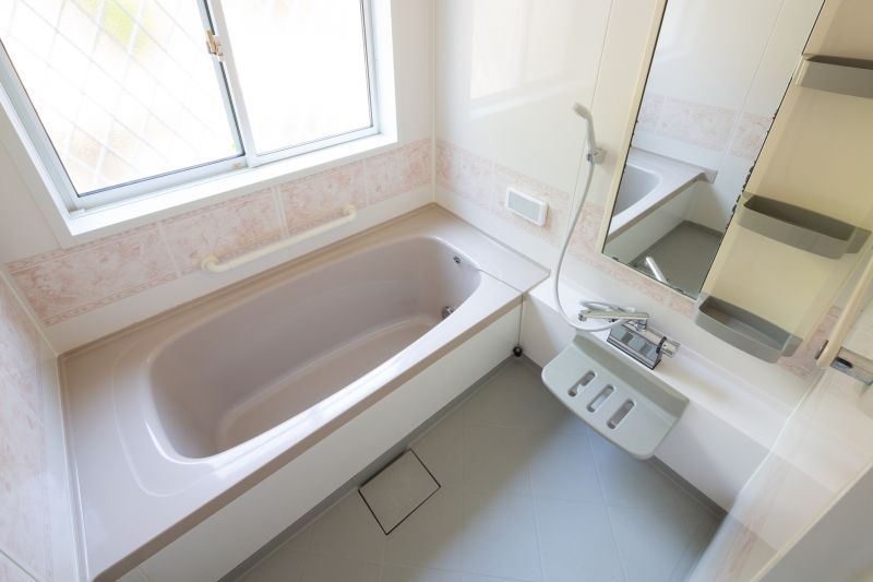 Cost of Bathtub Refinishing in London, OH